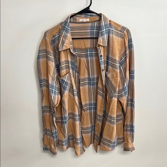Maurices Tops - MAURICES Plaid Button-Up Shirt